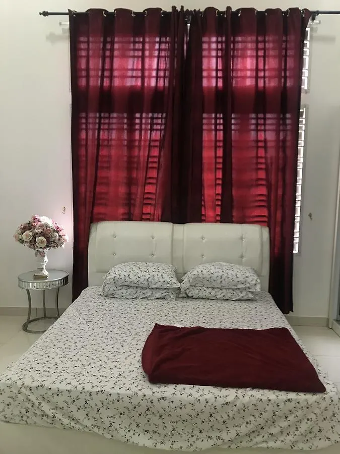 Lovely Laguna Muslim Homestay Johor Bahru