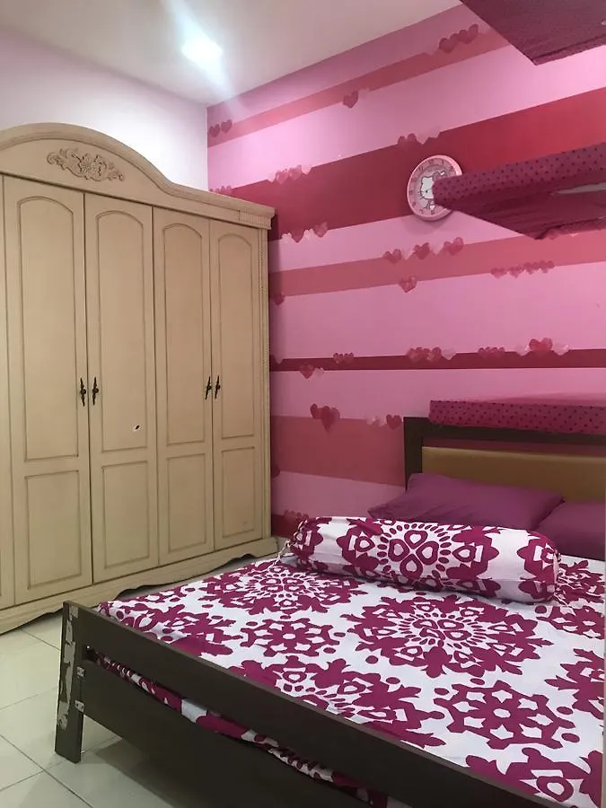 Lovely Laguna Muslim Homestay Johor Bahru
