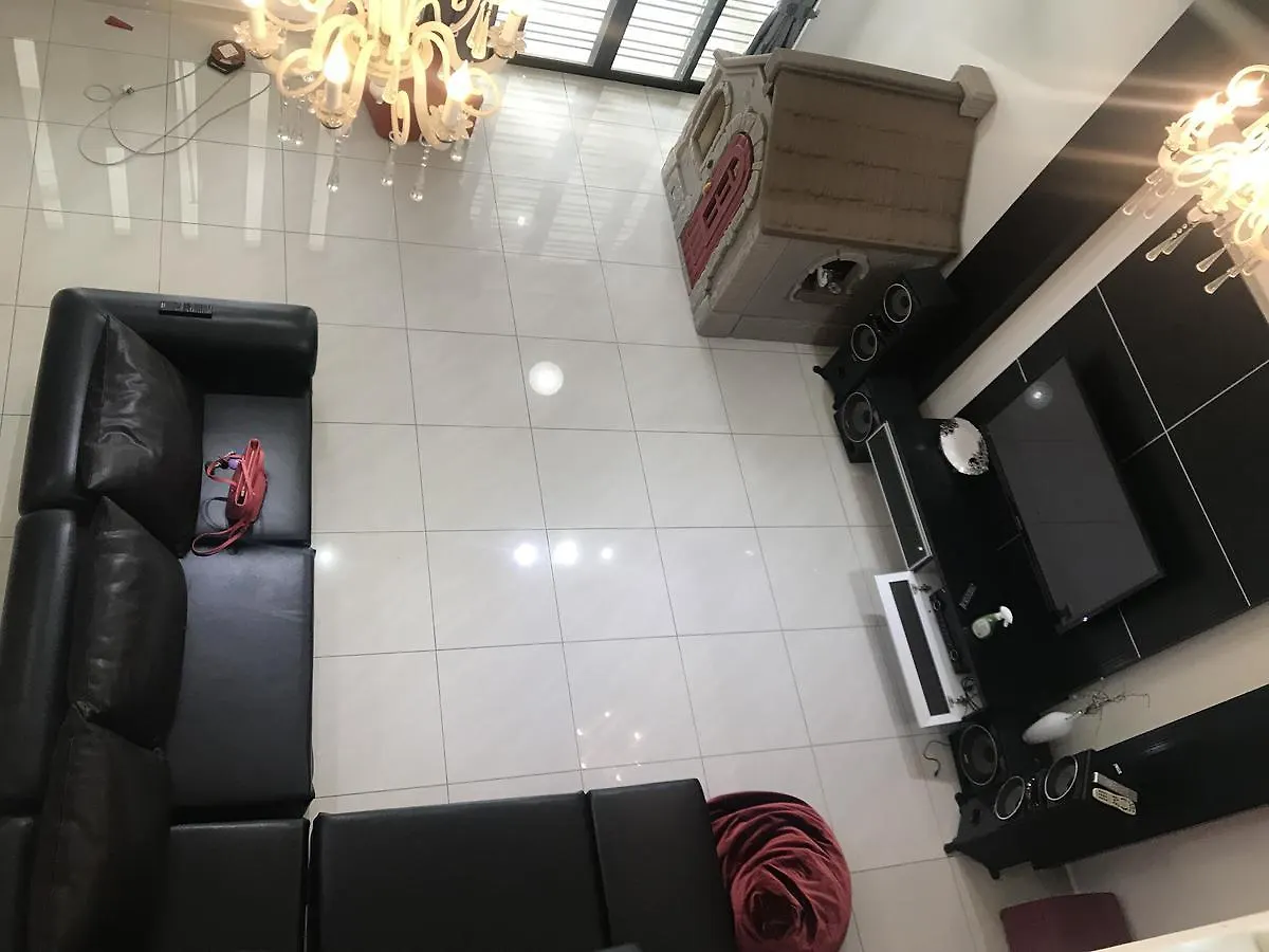 Lovely Laguna Muslim Homestay Johor Bahru 0*,  Malásia