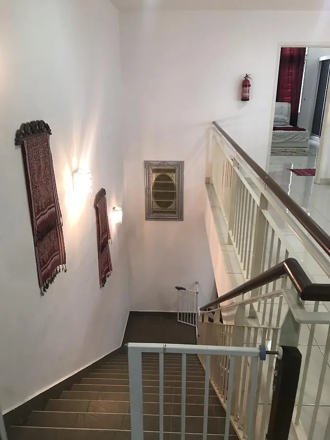 Lovely Laguna Muslim Homestay Джохор-Бару